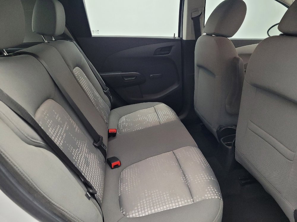 Used 2020 Chevrolet Sonic LT image 19