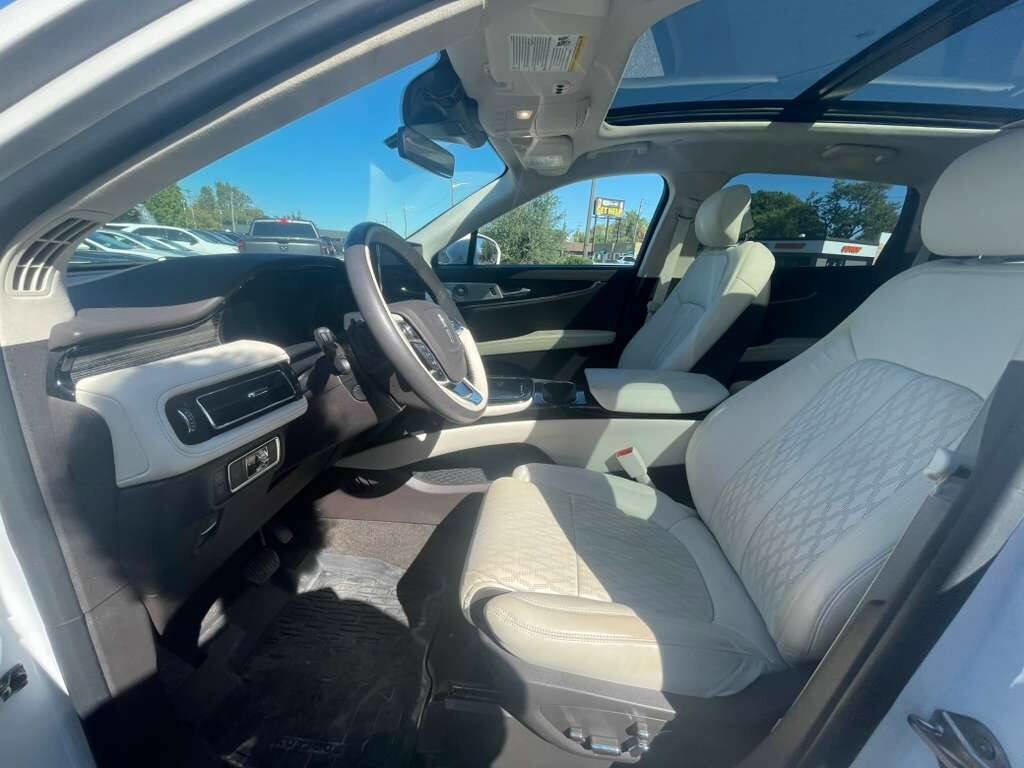 Used 2022 Lincoln Nautilus Black Label image 10