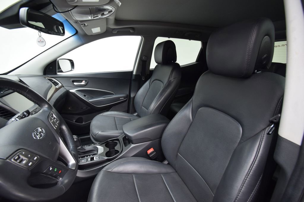 Used 2017 Hyundai Santa Fe Sport w/ 2.0T Ultimate Tech Package 05 image 19