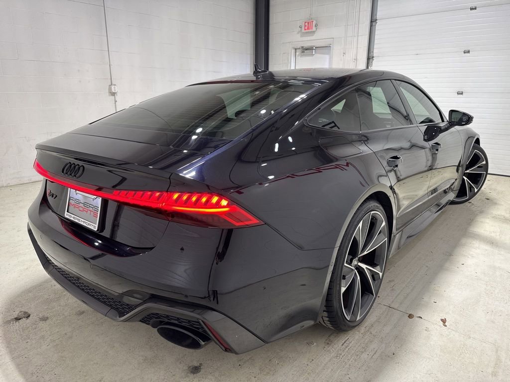 Used 2022 Audi RS 7 Sportback AWD/4WD image 4