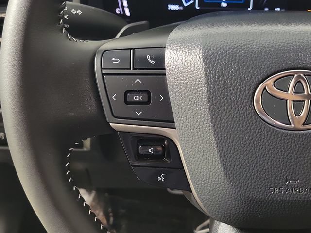 Used 2026 Toyota Camry SE FWD image 24