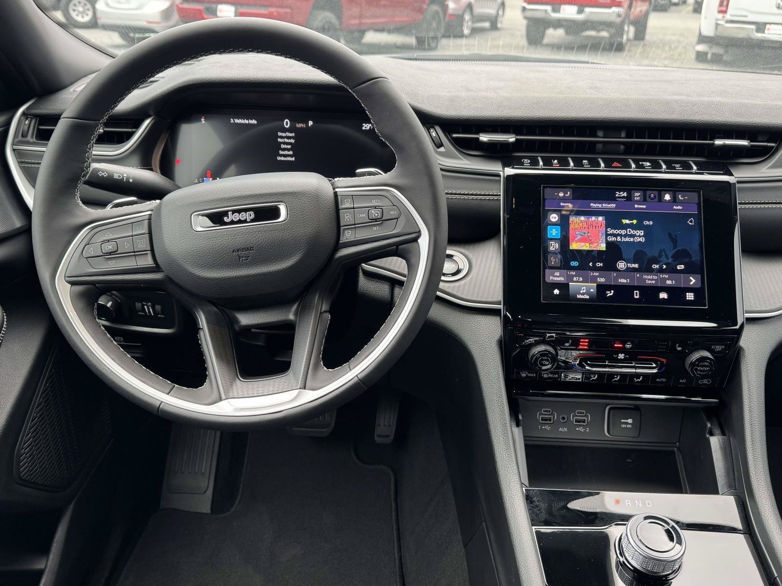 New 2025 Jeep Grand Cherokee L Laredo w/ Luxury Tech Group I AWD/4WD image 2