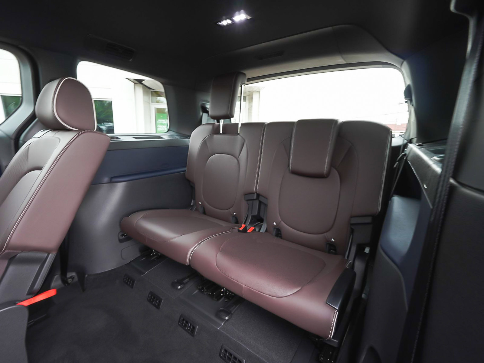 Used 2025 Volkswagen ID. Buzz Pro S RWD image 33