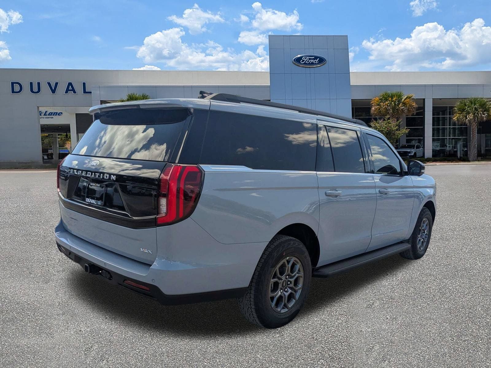 New 2027 Ford Expedition Max Active AWD/4WD image 4