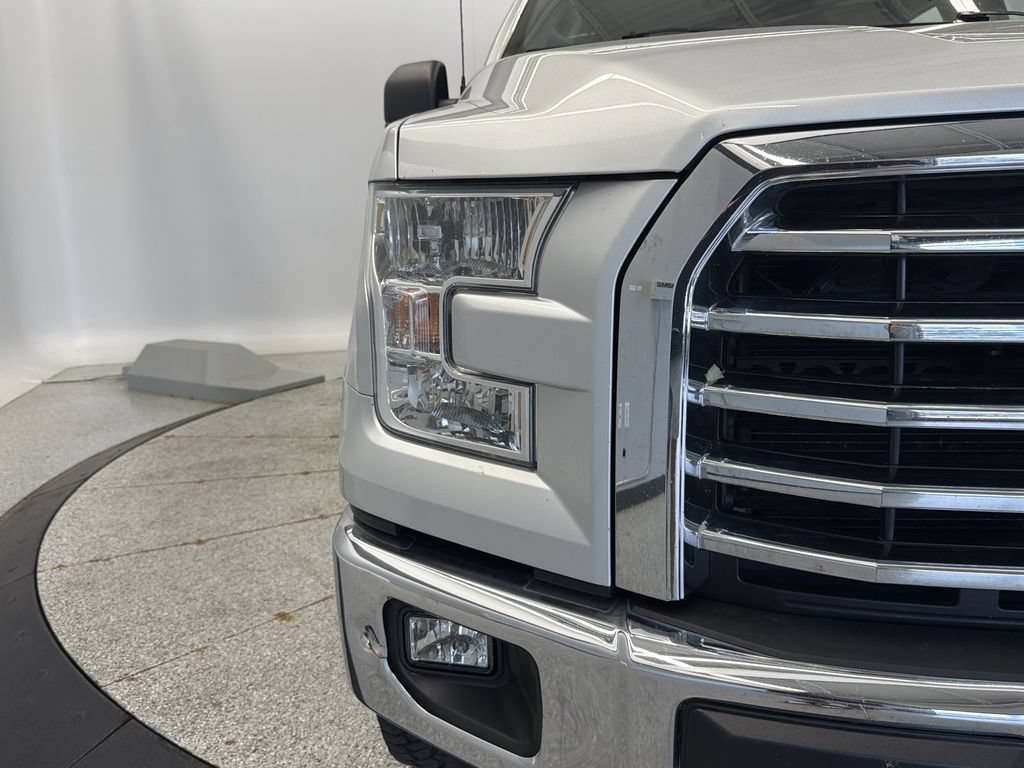 Used 2015 Ford F150 XLT w/ Equipment Group 301A Mid AWD/4WD image 12