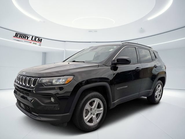 Certified 2023 Jeep Compass Latitude AWD/4WD image 7