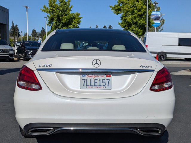 Used 2015 Mercedes-Benz C 300 4MATIC Sedan image 7