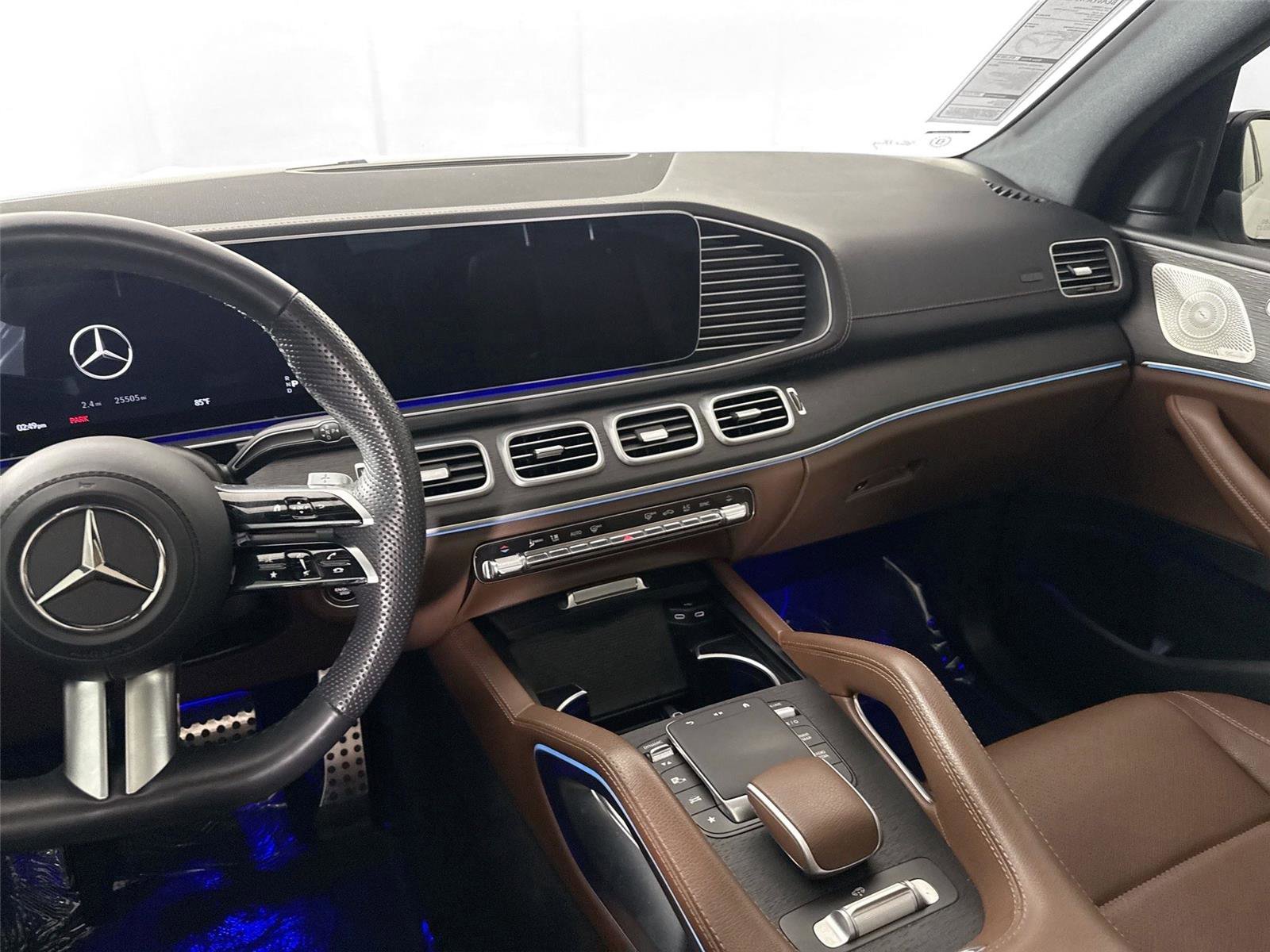 Used 2024 Mercedes-Benz GLS 450 4MATIC w/ AMG Line Exterior image 34