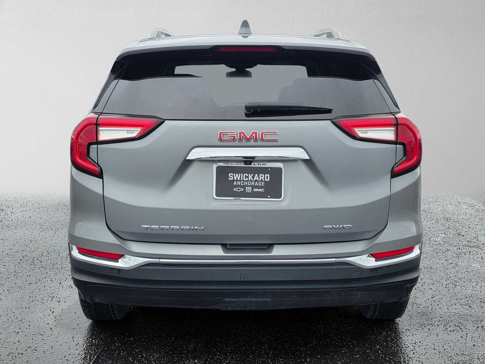 Certified 2024 GMC Terrain SLT AWD/4WD image 4