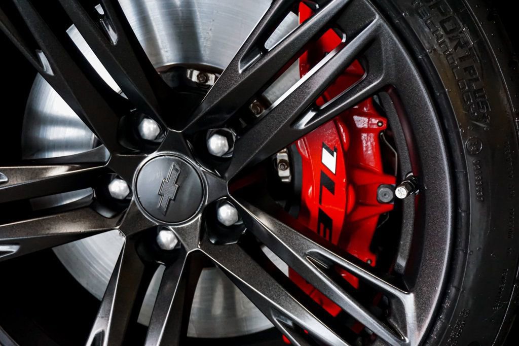 Used 2018 Chevrolet Camaro ZL1 image 43