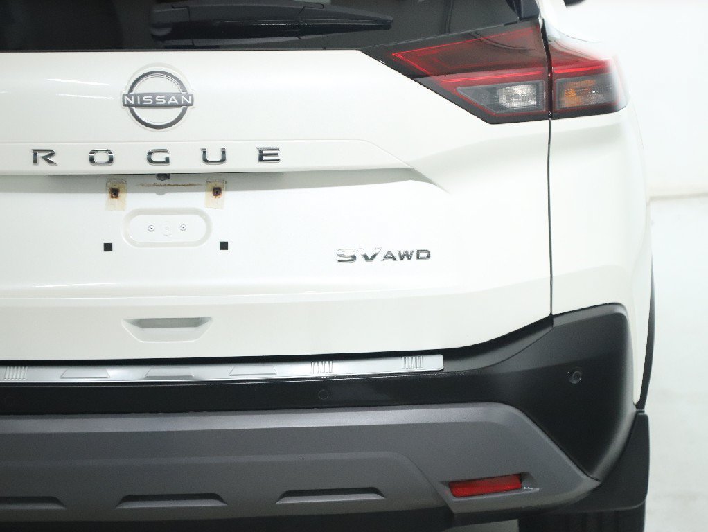 Used 2023 Nissan Rogue SV AWD/4WD image 44