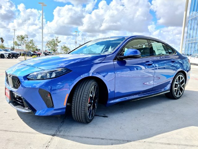 New 2026 BMW 228i w/ Technology Package FWD image 3
