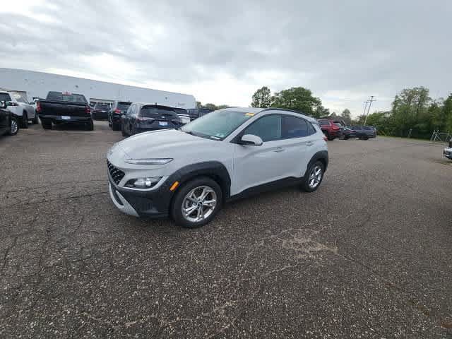 Used 2022 Hyundai Kona SEL w/ Convenience Package AWD/4WD image 21
