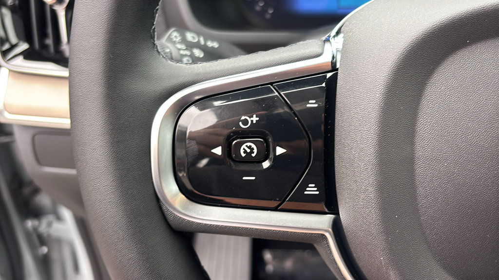 New 2027 Volvo XC90 B6 Plus AWD/4WD image 18