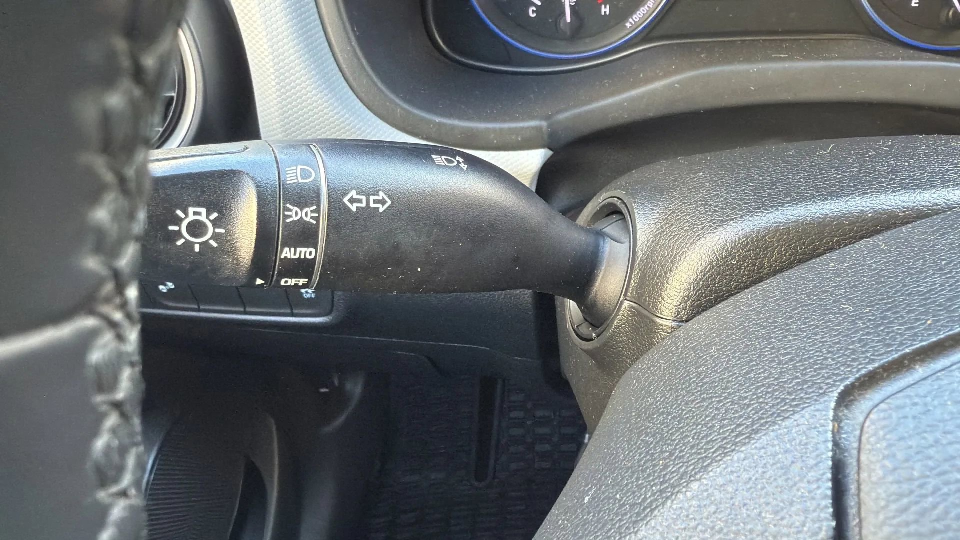 Used 2018 Hyundai Kona SEL image 14