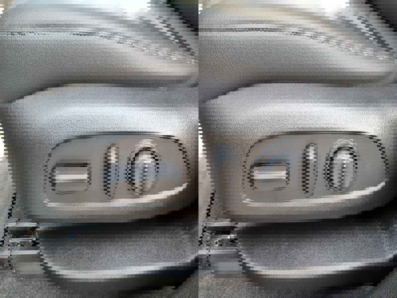 Used 2019 Chevrolet Blazer LT w/ Sound & Technology Package image 9