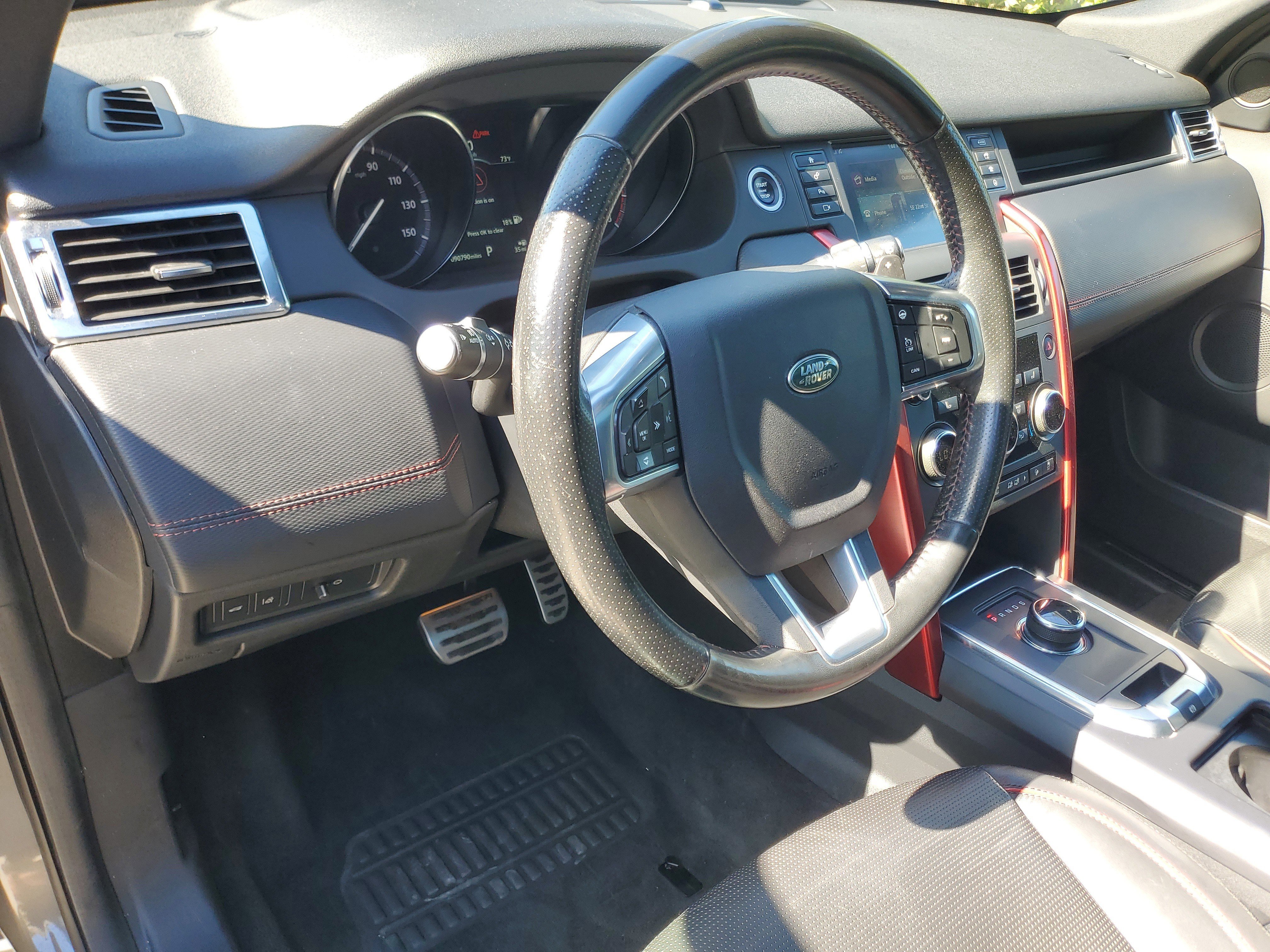 Used 2019 Land Rover Discovery Sport HSE image 18