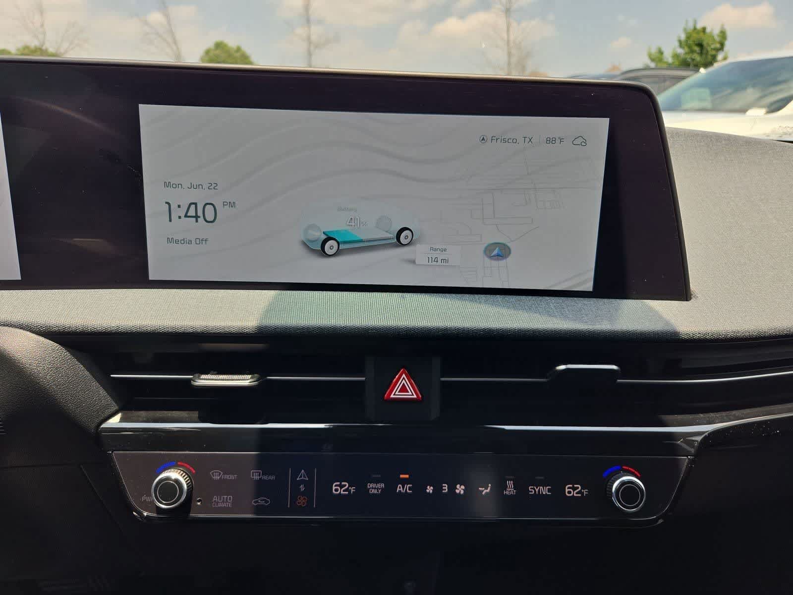 Certified 2024 Kia EV6 Light RWD image 32