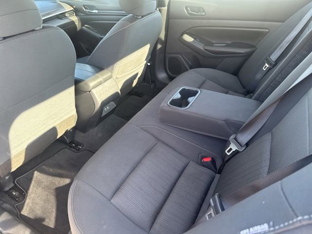 Used 2024 Nissan Altima 2.5 SV image 16