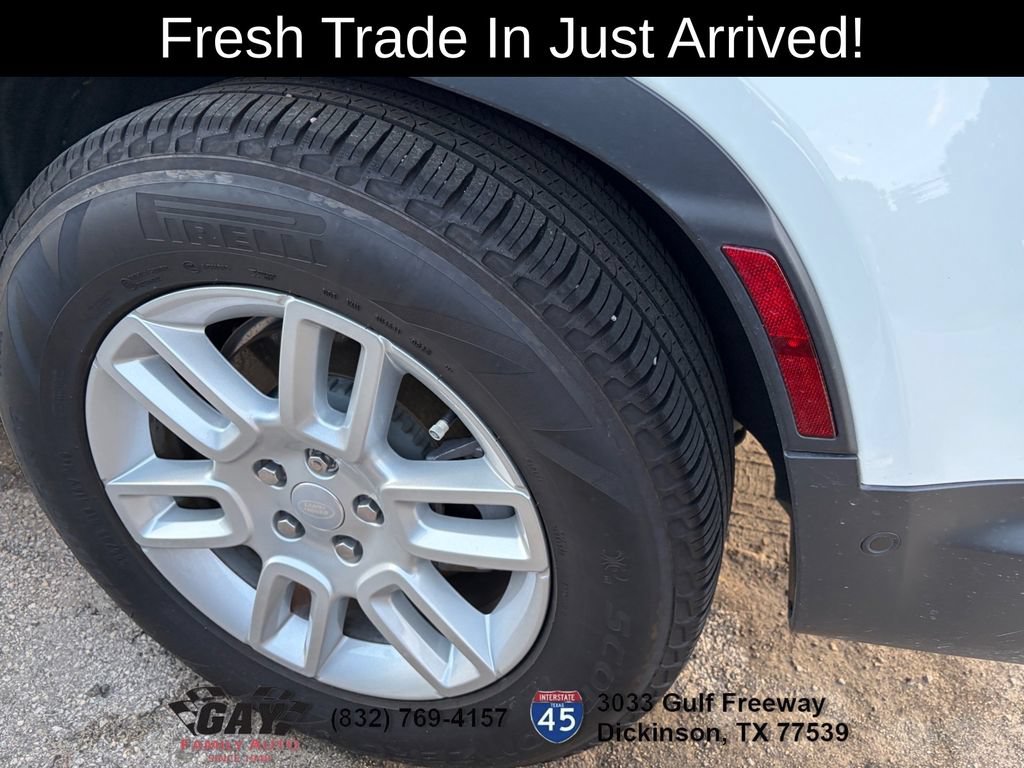 Used 2025 Land Rover Defender 130 S AWD/4WD image 6
