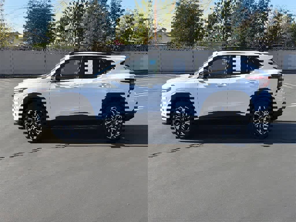 Used 2025 Chevrolet Trax RS w/ Sunroof Package image 7