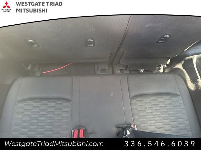 Used 2022 Nissan Pathfinder SV image 13