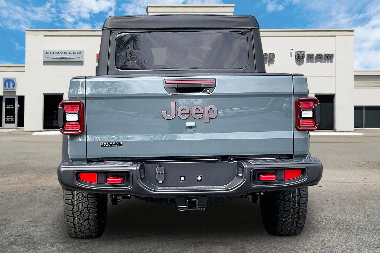 New 2026 Jeep Gladiator Rubicon w/ Steel Power Dome Hood Package image 4