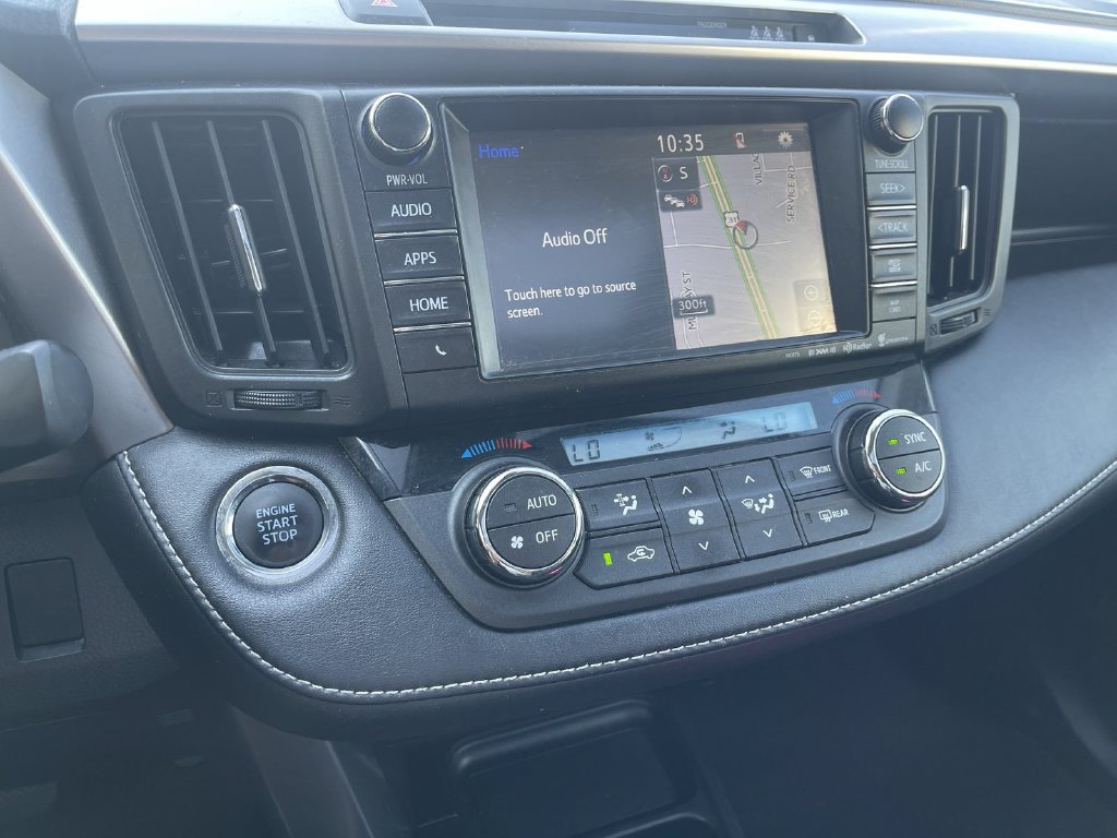 Used 2017 Toyota RAV4 XLE AWD/4WD image 27