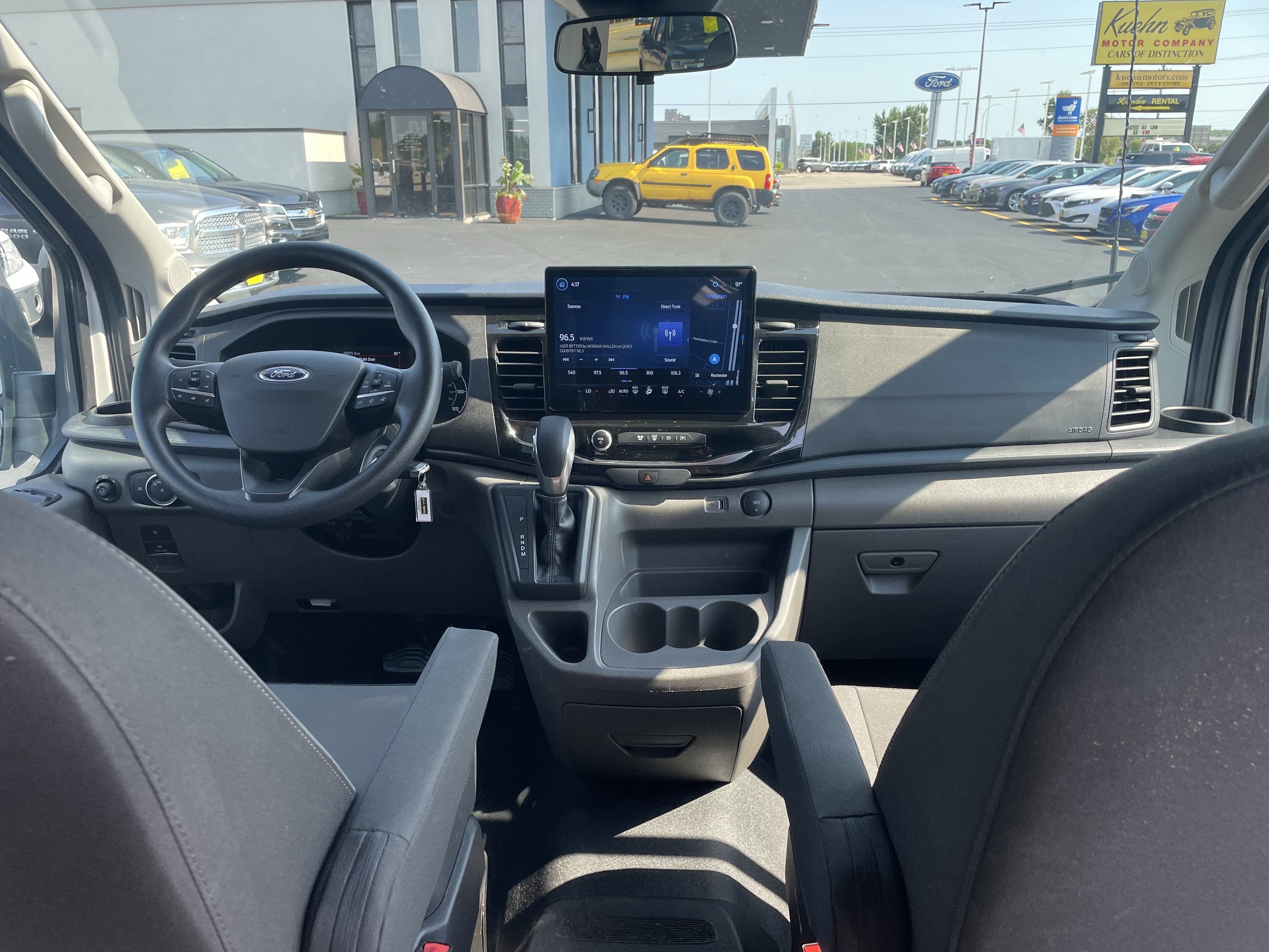 Used 2024 Ford Transit 350 XLT image 10