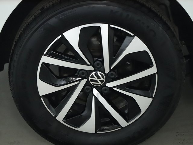 Certified 2025 Volkswagen Jetta S image 12