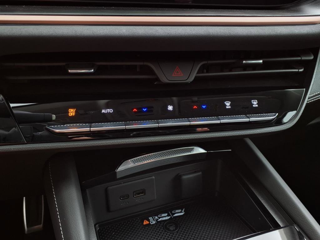 New 2025 Buick Envision Sport Touring image 20