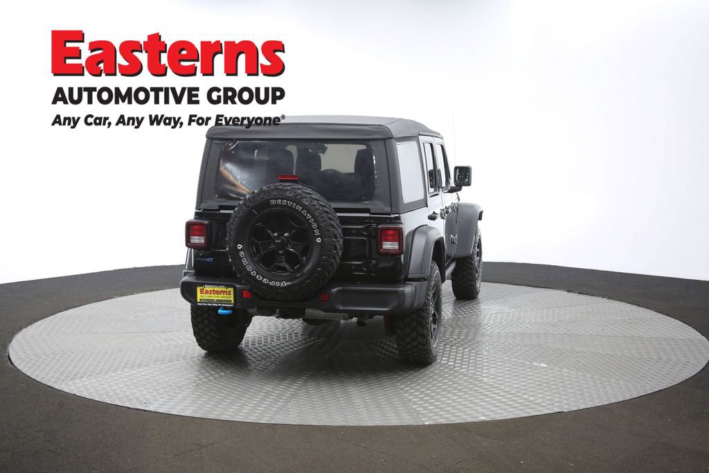 Used 2023 Jeep Wrangler Unlimited w/ Cold Weather Group AWD/4WD image 40