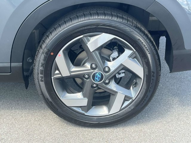 New 2026 Hyundai Venue SEL FWD image 11