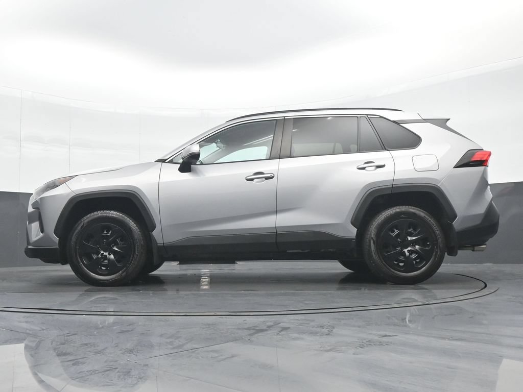 Used 2020 Toyota RAV4 LE w/ All Weather Liner Package AWD/4WD image 27
