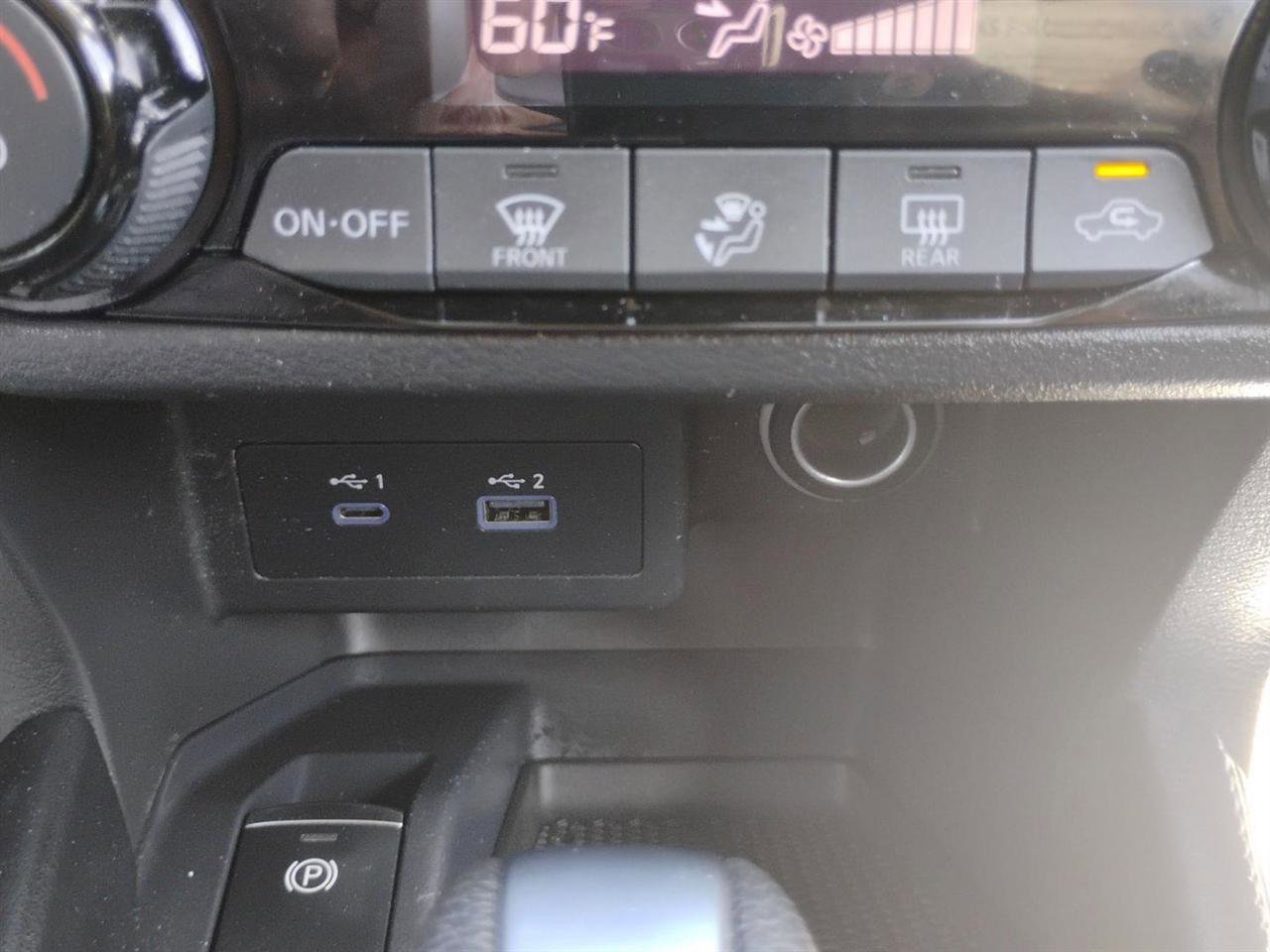 Used 2022 Nissan Kicks SV FWD image 24
