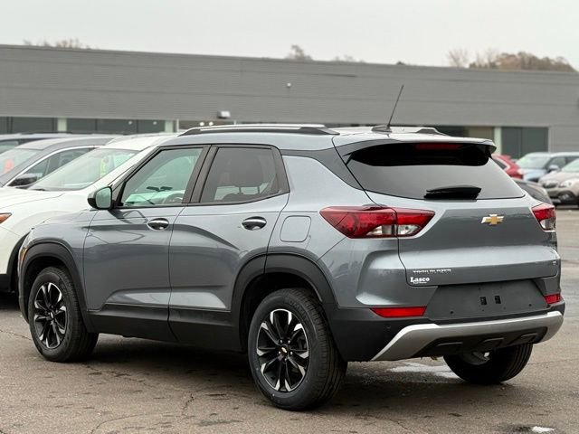 Used 2021 Chevrolet TrailBlazer LT w/ Driver Confidence Package image 41