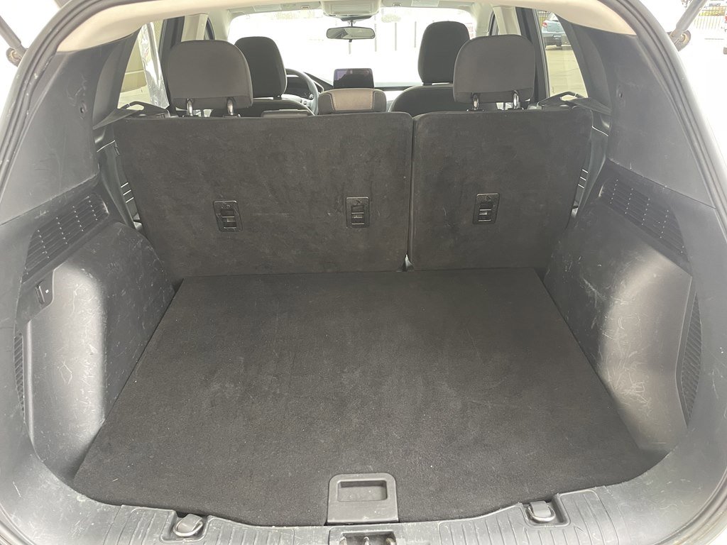 Used 2022 Ford Escape SE image 24