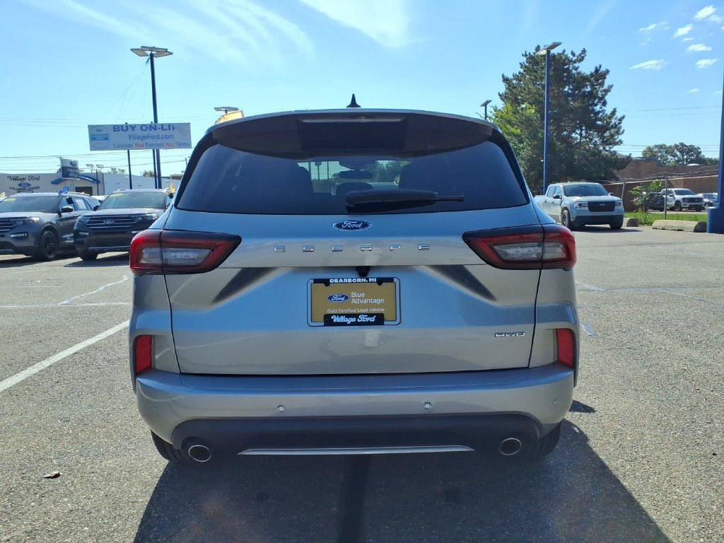 Certified 2024 Ford Escape ST-Line w/ Tech Pack #1 AWD/4WD image 8