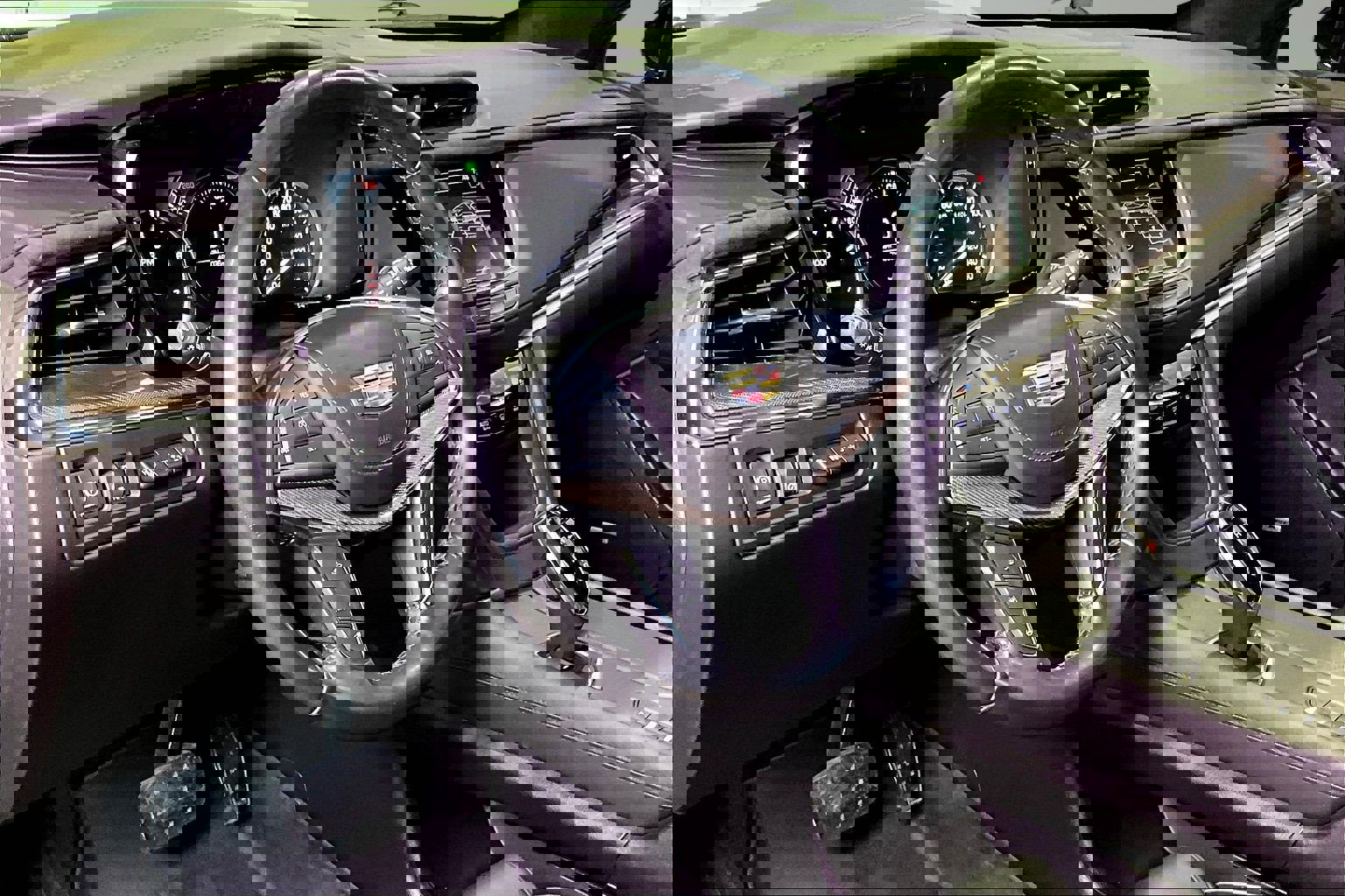 Used 2019 Cadillac XT5 Platinum AWD/4WD image 16