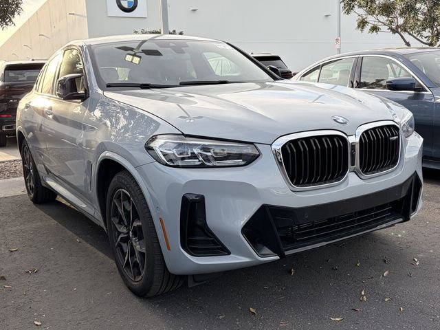 Certified 2025 BMW X4 M40i image 3