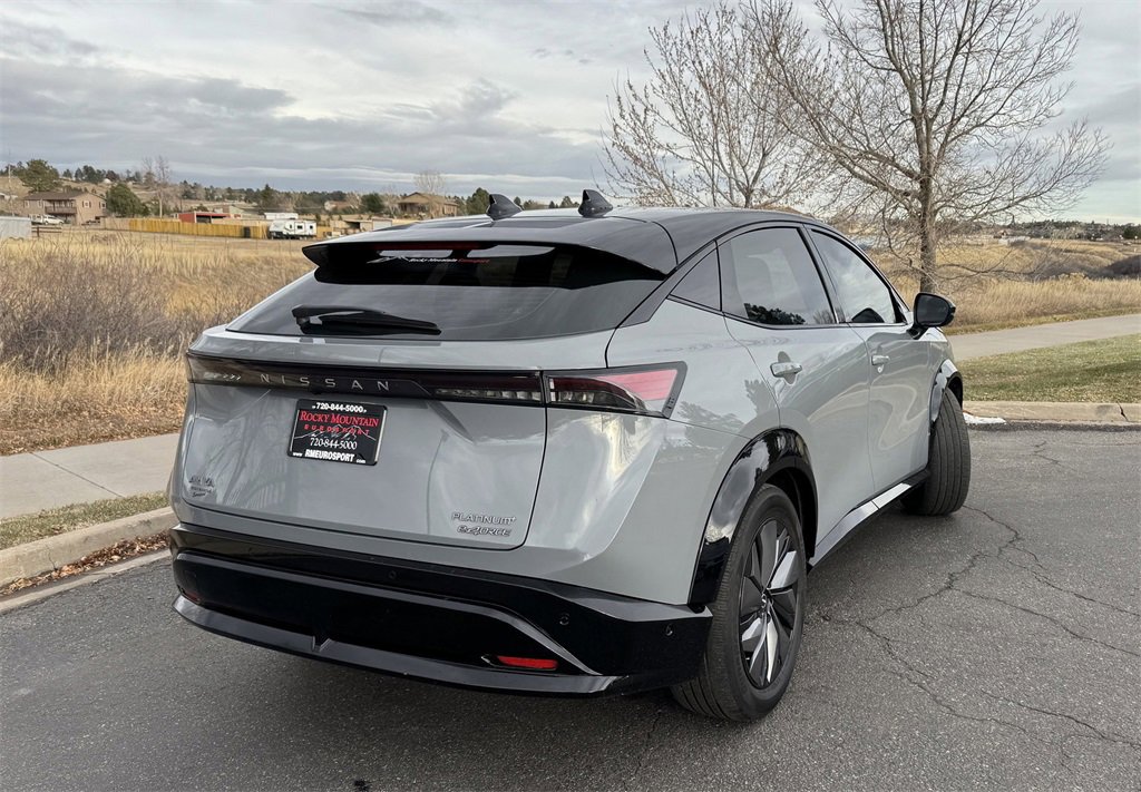 Used 2023 Nissan Ariya image 6