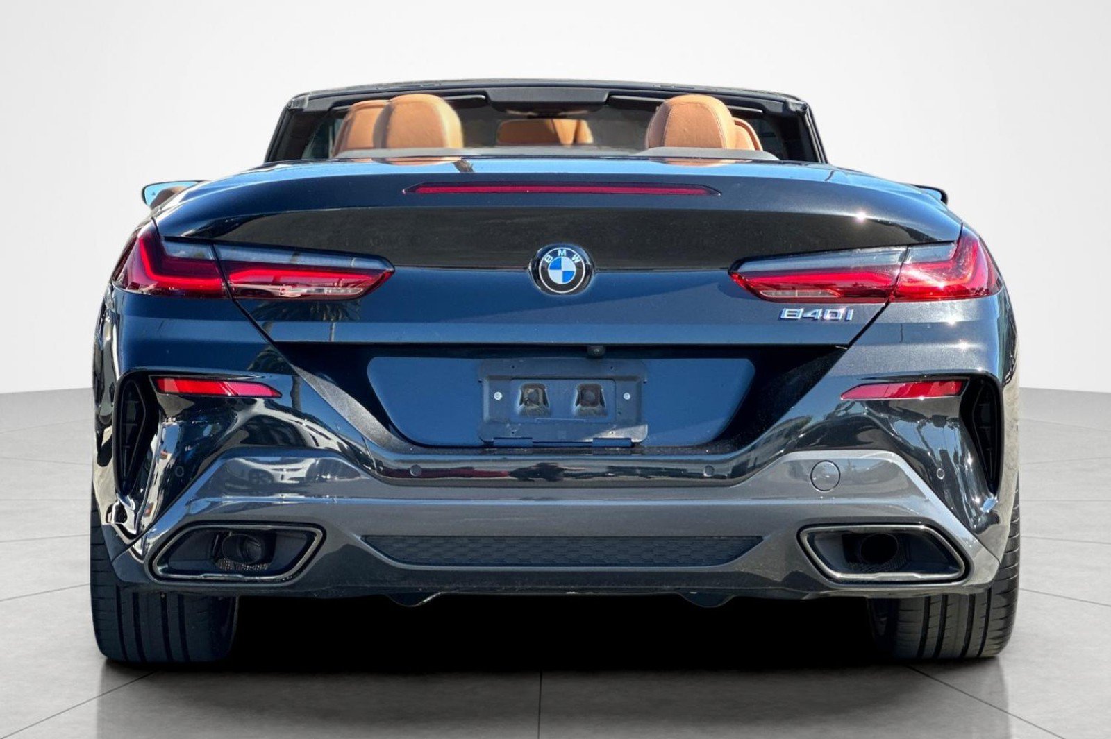 Used 2025 BMW 840i Convertible w/ M Sport Professional Package RWD image 4