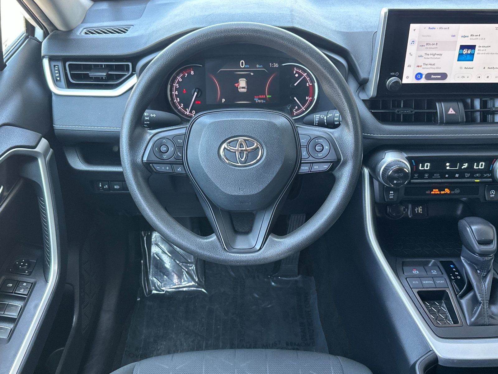 Used 2024 Toyota RAV4 XLE FWD image 13