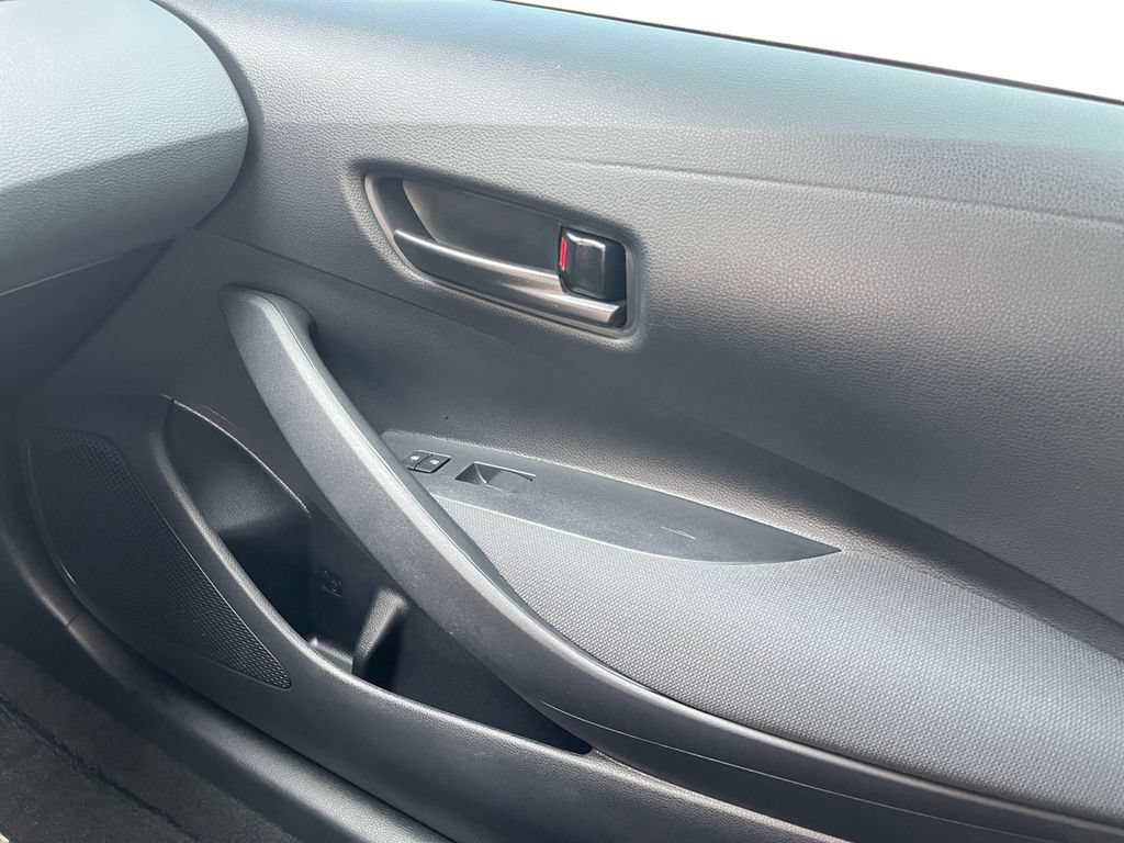 Used 2023 Toyota Corolla LE FWD image 25