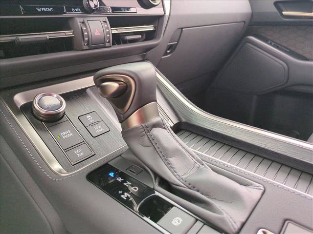Used 2025 Lexus GX 550 w/ Accessory Package (Z1) AWD/4WD image 12