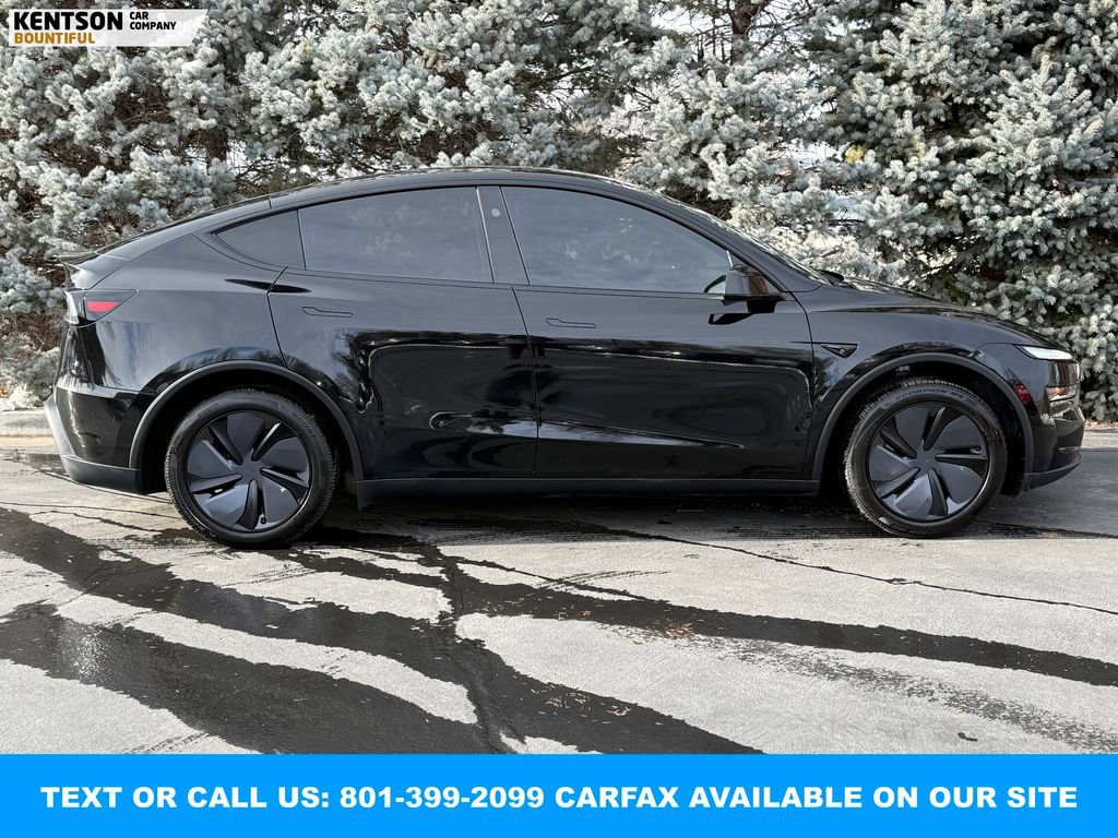 Used 2026 Tesla Model Y AWD image 11