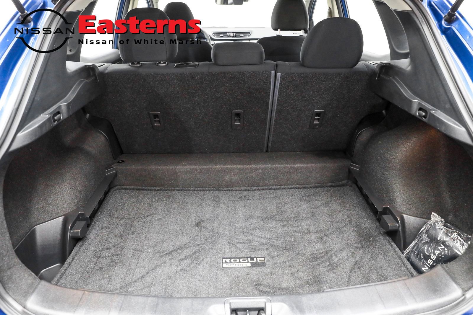 Used 2022 Nissan Rogue Sport S image 15