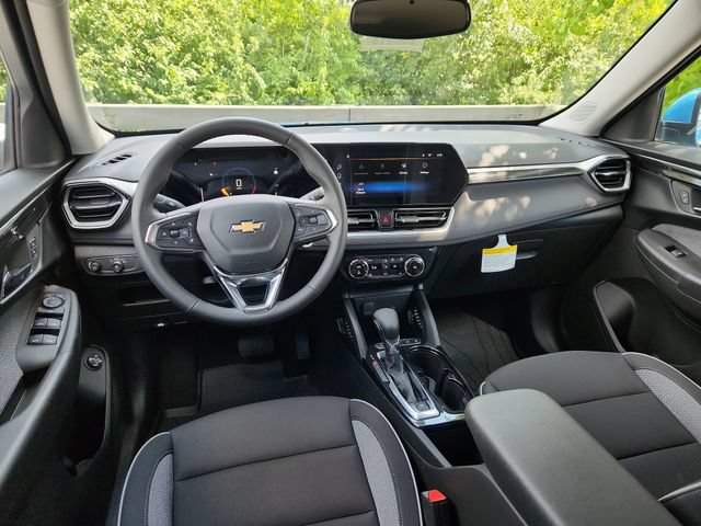 New 2026 Chevrolet TrailBlazer LT w/ Convenience Package FWD image 20
