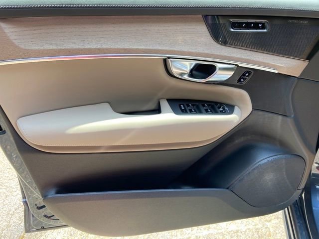 New 2026 Volvo XC90 B6 Ultra image 12