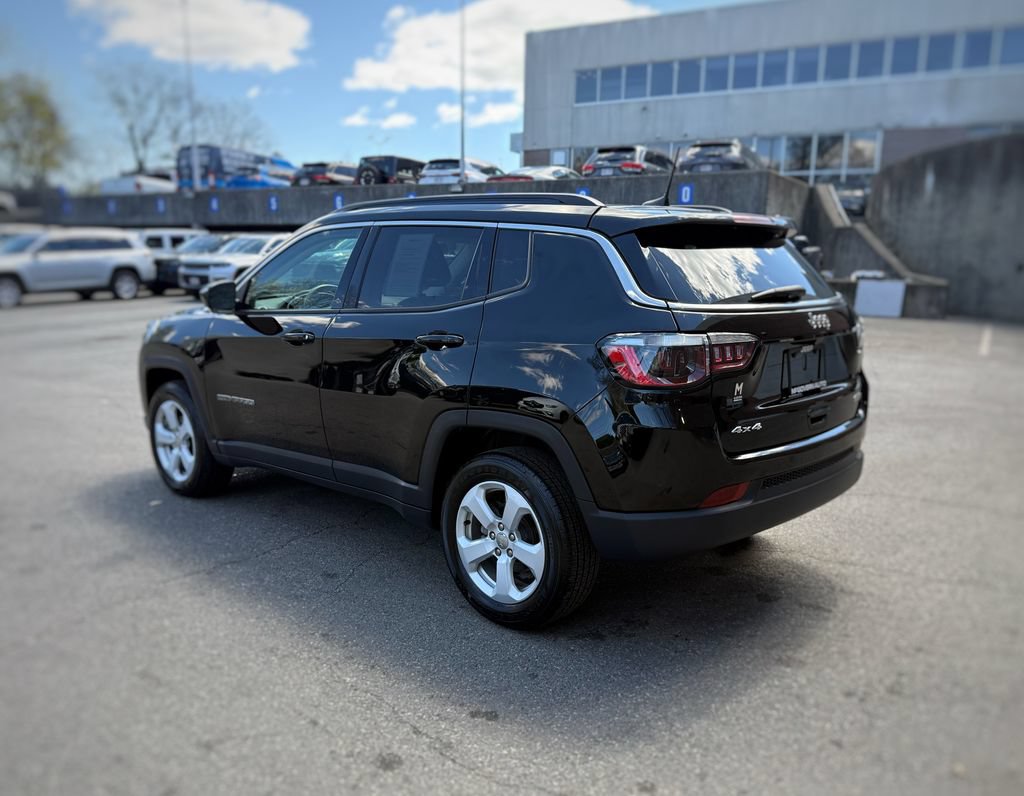Used 2021 Jeep Compass Latitude w/ Convenience Group AWD/4WD image 12